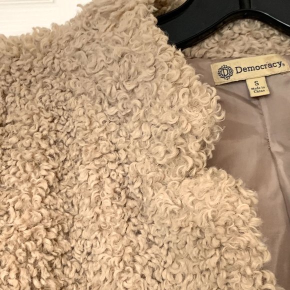 DEMOCRACY Faux Fur Mongolian Curly Lamb Teddy Jacket - Picture 4 of 12